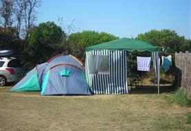 Emplacements nus pour tente, caravane et camping-car au camping La Padrelle à Saint Hilaire de Riez en Vendée - La Padrelle - Camping Saint Hilaire de Riez