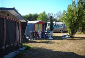 emplacements caravane, tente ou camping-car au camping La Padrelle** en Vendée - La Padrelle - Camping Saint Hilaire de Riez